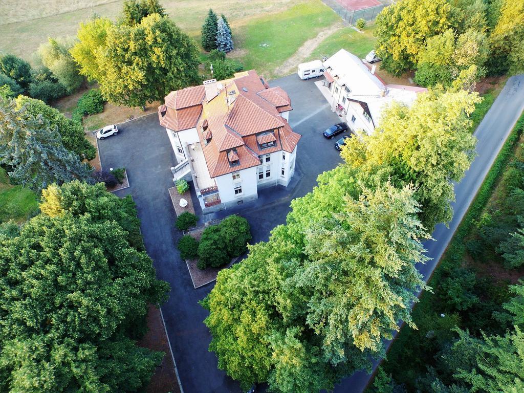 Vila Olga Jevany Exterior photo