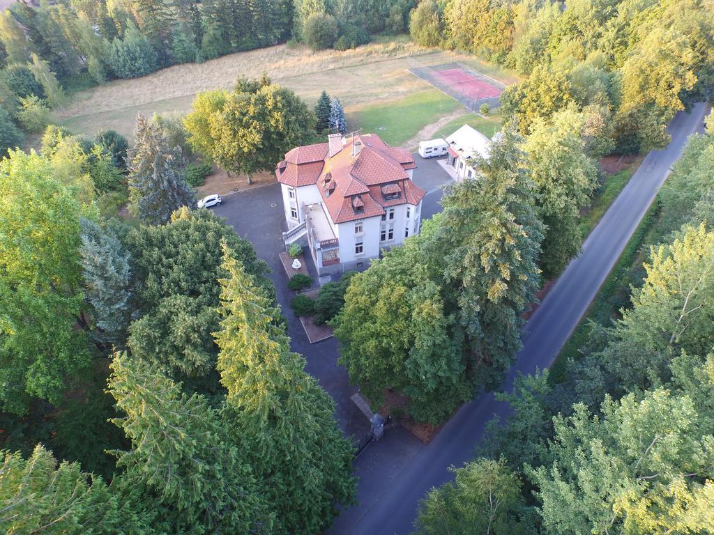 Vila Olga Jevany Exterior photo