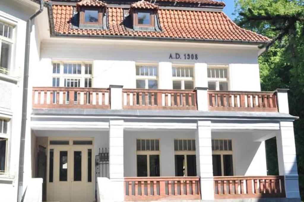 Vila Olga Jevany Exterior photo